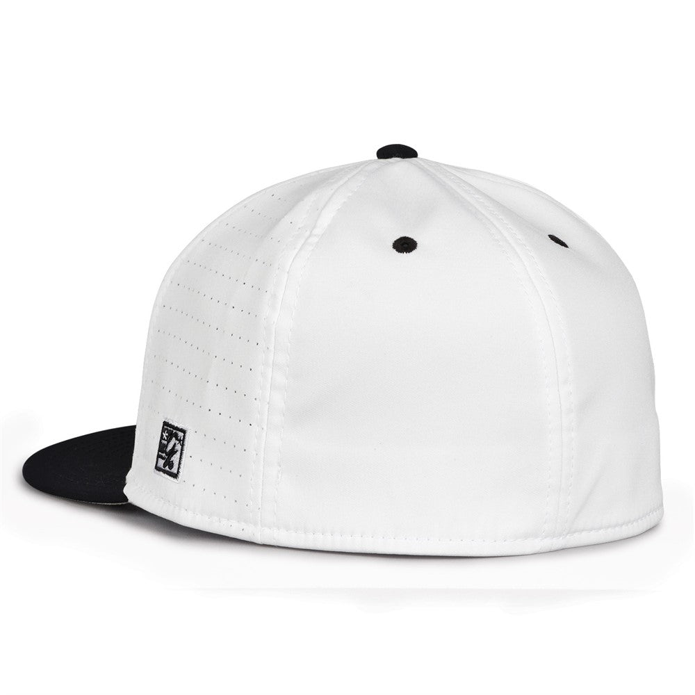 The Game GB998 Perforated GameChanger - WHITE/BLACK